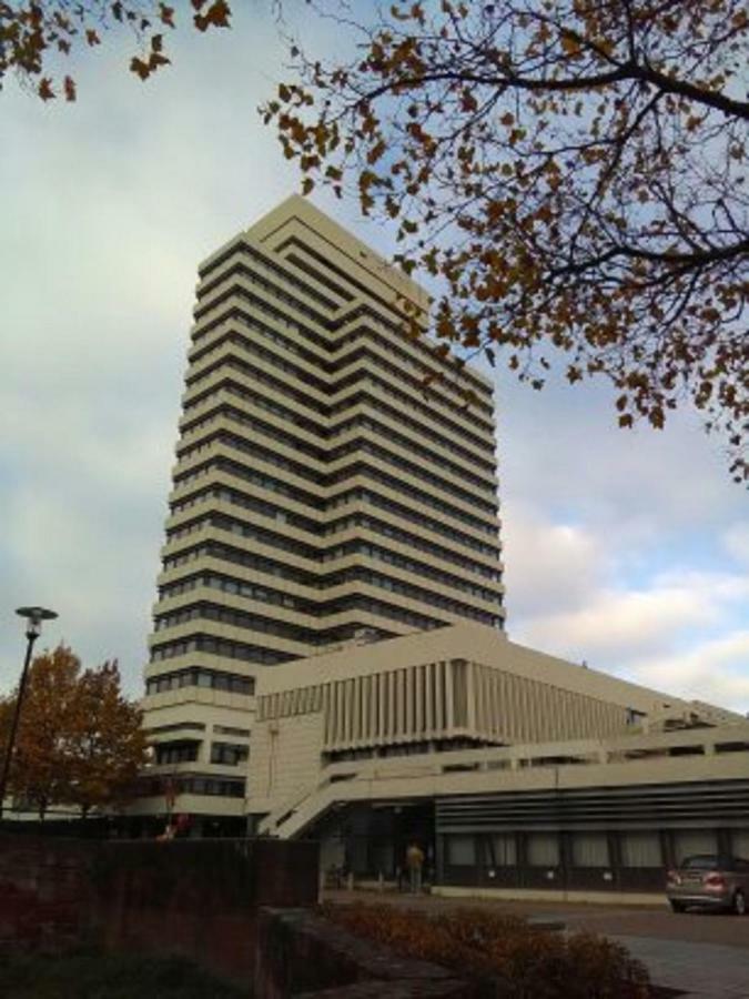 Zimmer In Kaiserslautern Exterior photo