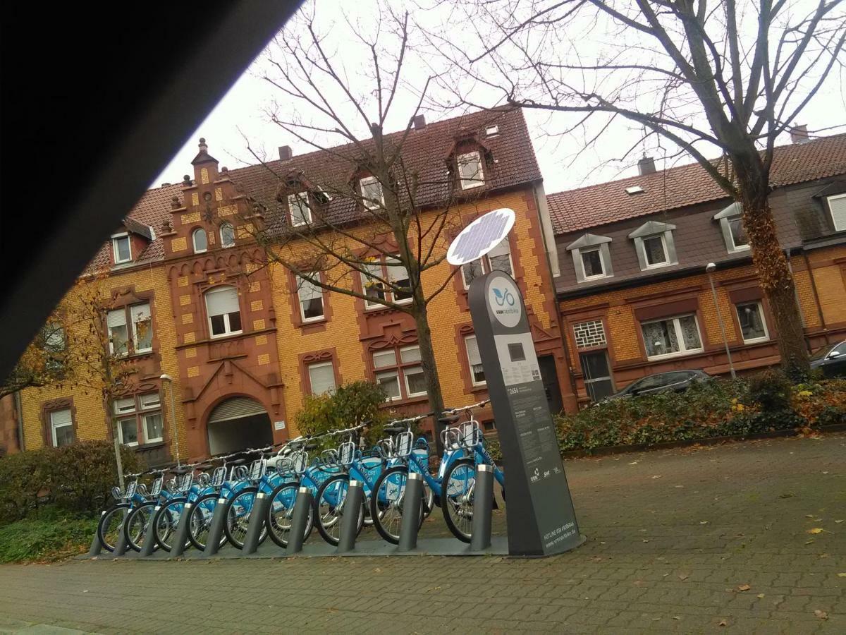 Zimmer In Kaiserslautern Exterior photo